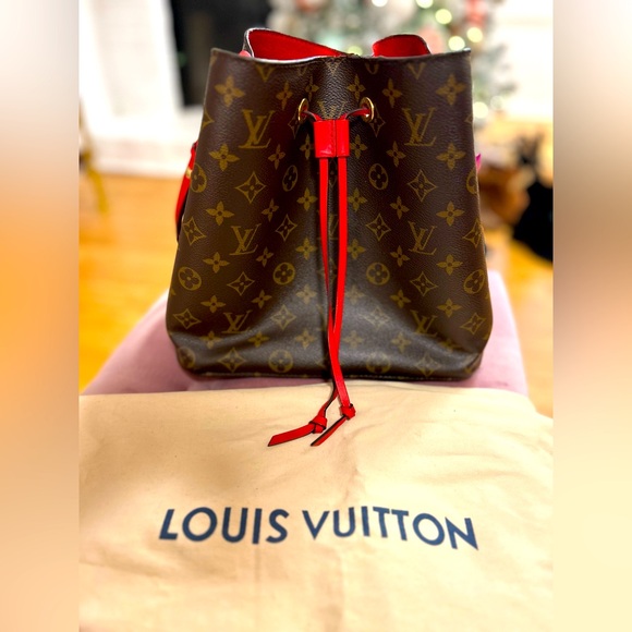 Authentic Louis Vuitton NeoNoe Poppy - Picture 1 of 14